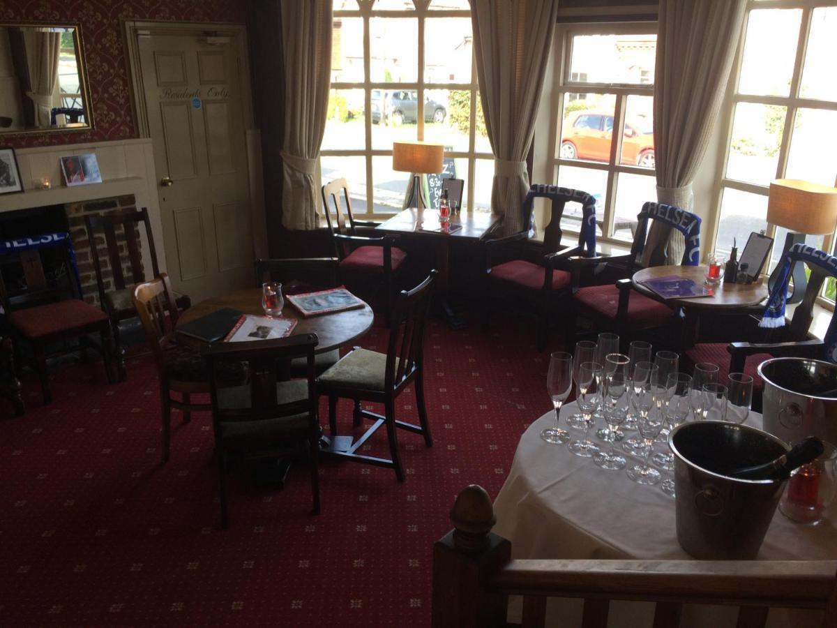 The Wheatsheaf Inn Cuckfield Ngoại thất bức ảnh